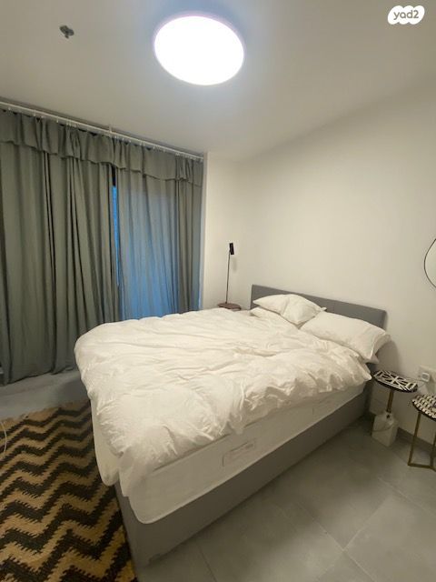 דירה, גרציאני יצחק, גני שרונה, קרית הממשלה, תל אביב יפו