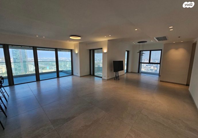 ניסים אלוני 5