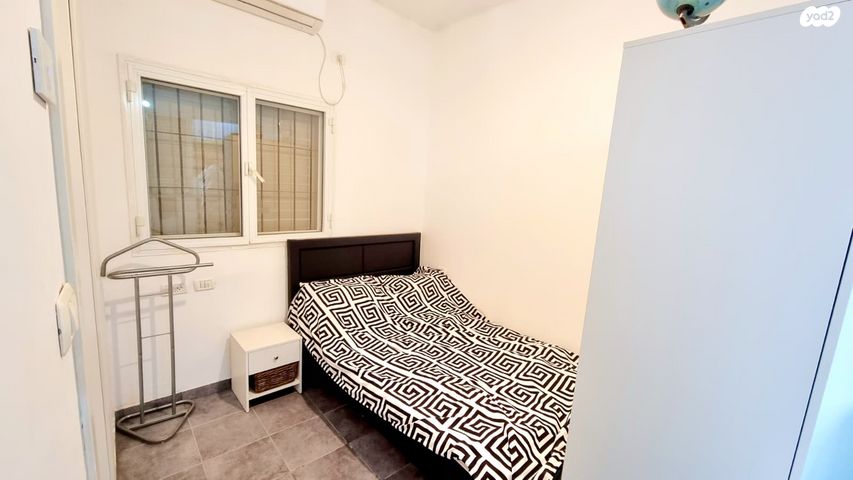 דירה, הרצליה