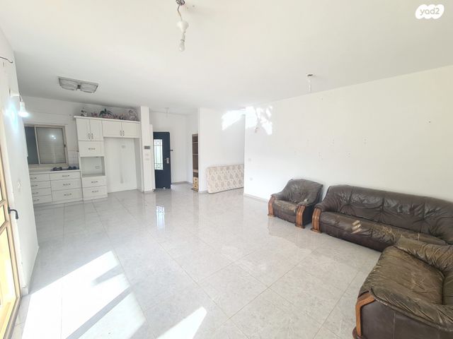 בית פרטי/ קוטג', פרדס חנה כרכור