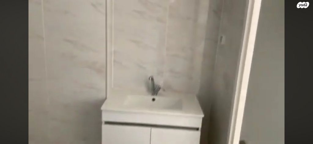 דירה, היוצרים, עיר היין, אשקלון