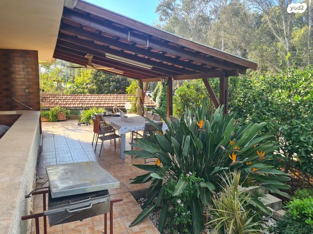 בית פרטי/ קוטג', פרדס חנה כרכור