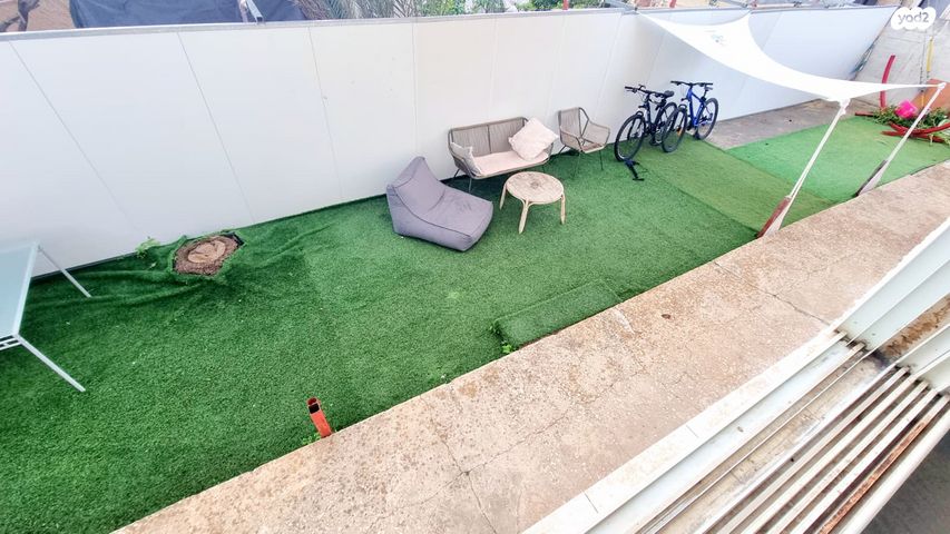 דירה, הרצליה