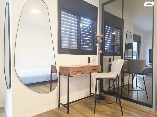 יחידת דיור, שיכוני המזרח, ראשון לציון