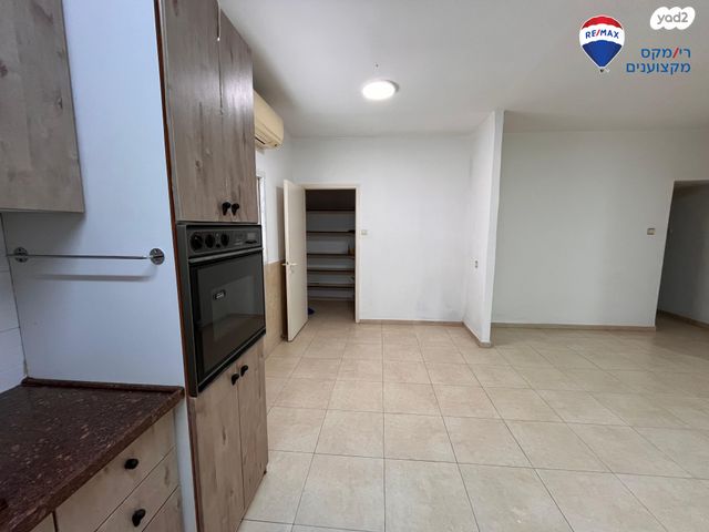 דירה, הגיבורים, מרכז העיר, חדרה