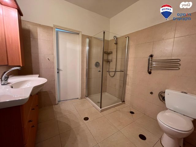 דירה, הגיבורים, מרכז העיר, חדרה