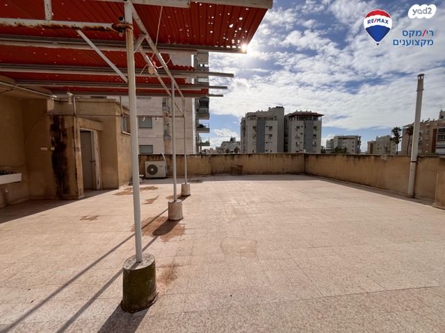 דירה, הגיבורים, מרכז העיר, חדרה