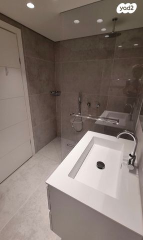 דירה, ניסים אלוני 6, צמרות איילון, פארק צמרת, תל אביב יפו