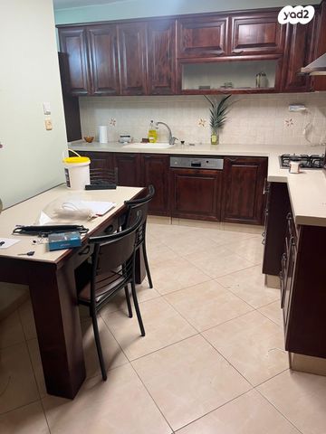 דירה, חיל הצנחנים, נווה חוף, ראשון לציון