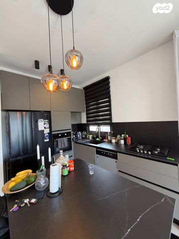 גג/ פנטהאוז, משגב עם 14, קרית שלום, תל אביב יפו