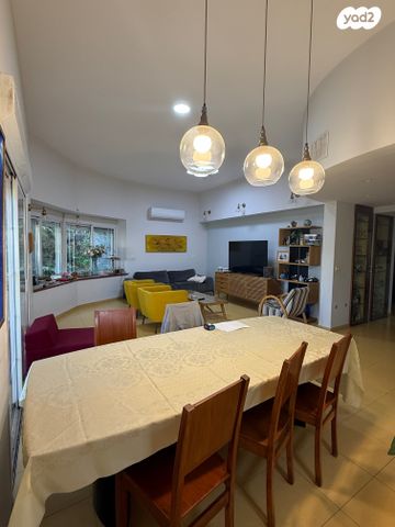 בית פרטי/ קוטג', עתלית