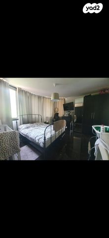 דירת גן, עמק האלה 37, קרית קריניצי, רמת גן