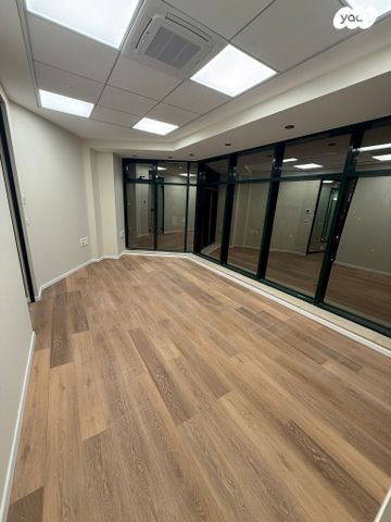 משרדים, רמת גן