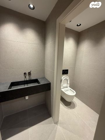 משרדים, רמת גן