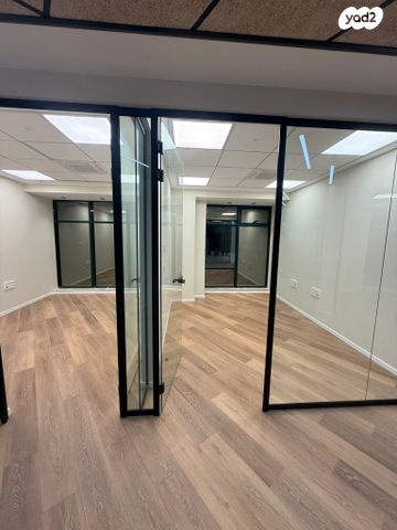 משרדים, רמת גן