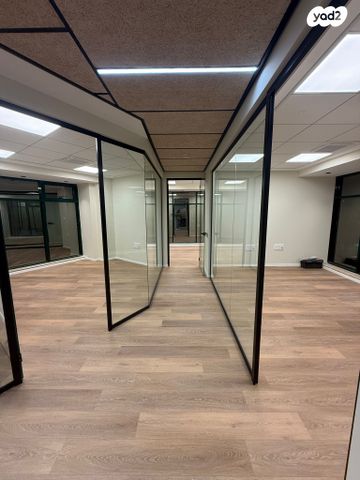 משרדים, רמת גן