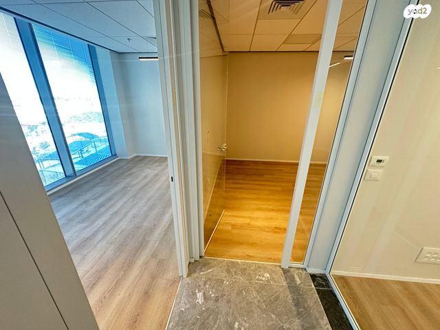 משרדים, מב"ת מערב, אזור תעשייה חדש, ראשון לציון