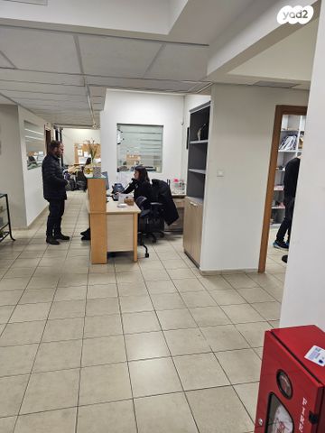 משרדים, יוסף לישנסקי 1, מב"ת מערב, אזור תעשייה חדש, ראשון לציון