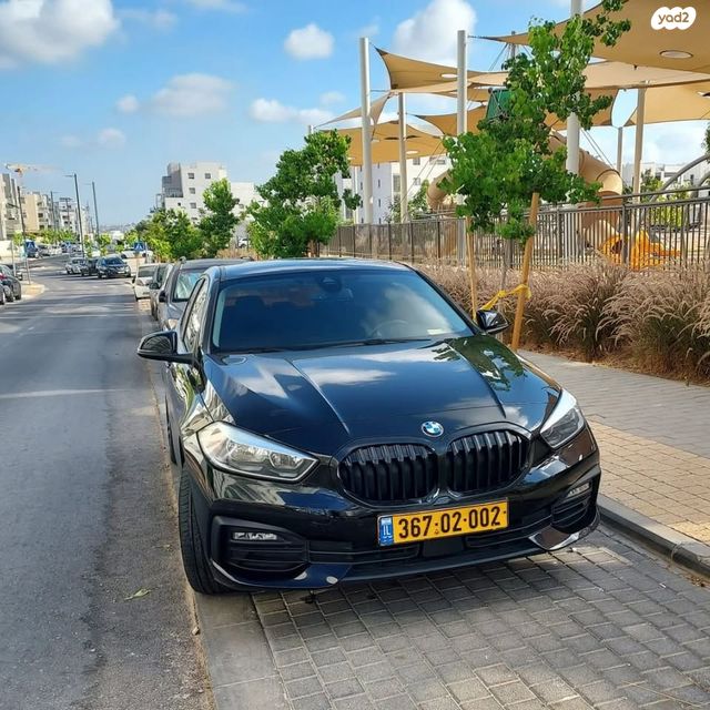 מודעת רכב ב מ וו סדרה 1