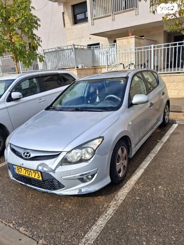 יונדאי i30