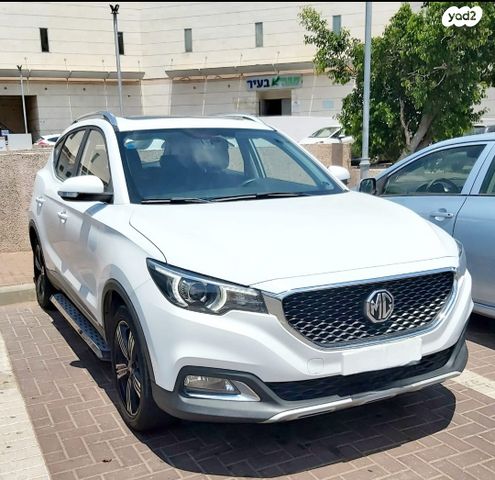 מודעת רכב אם ג'י ZS