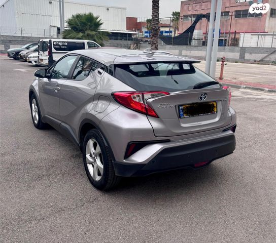 טויוטה C-HR