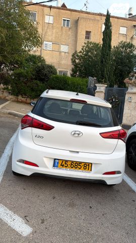 מודעת רכב יונדאי i20