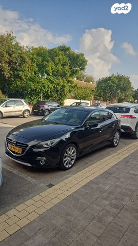 מודעת רכב מאזדה 3