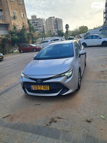 טויוטה קורולה