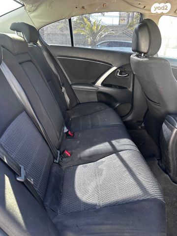 טויוטה אוונסיס