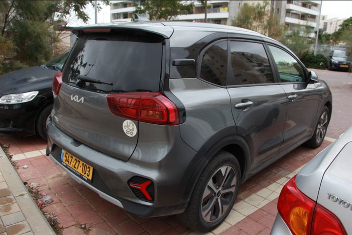 מודעת רכב קיה נירו פלוס