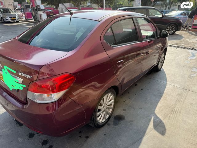 מודעת רכב מיצובישי אטראז'