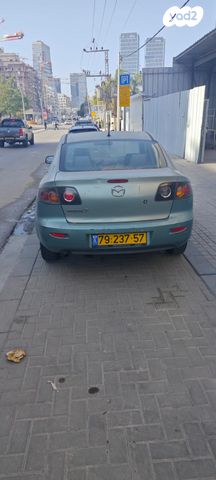 מאזדה 3