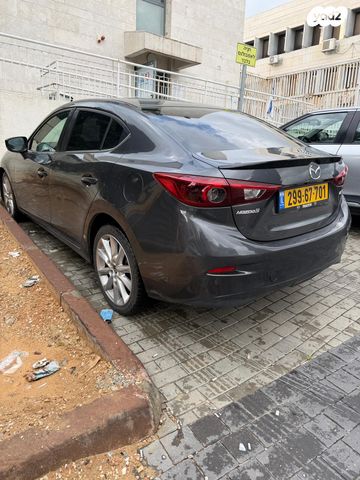 מודעת רכב מאזדה 3