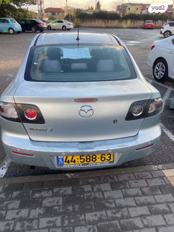 מאזדה 3