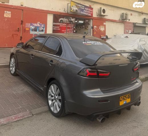 מודעת רכב מיצובישי לנסר