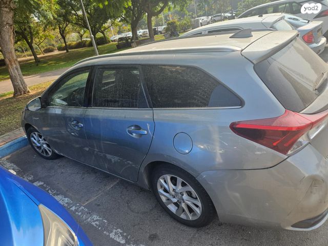 מודעת רכב טויוטה אוריס