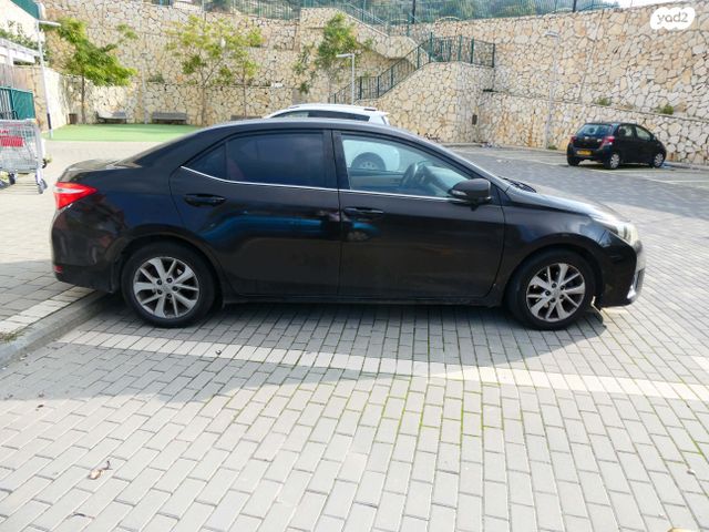 מודעת רכב טויוטה קורולה