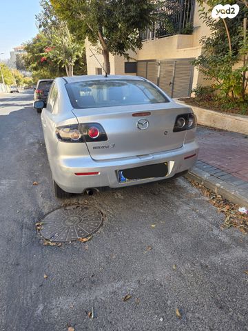 מאזדה 3
