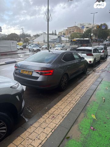מודעת רכב סקודה סופרב