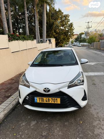 מודעת רכב טויוטה יאריס