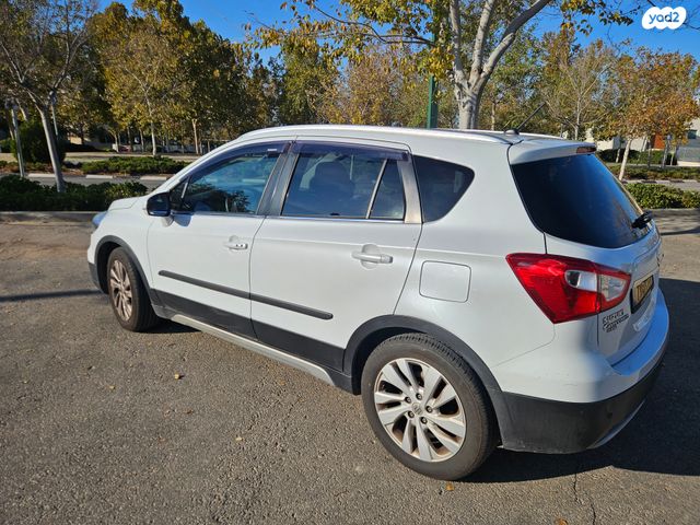 סוזוקי קרוסאובר