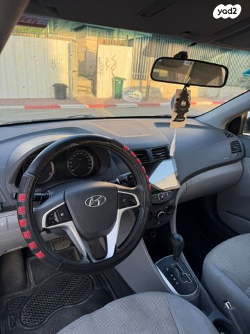 יונדאי אקסנט i25