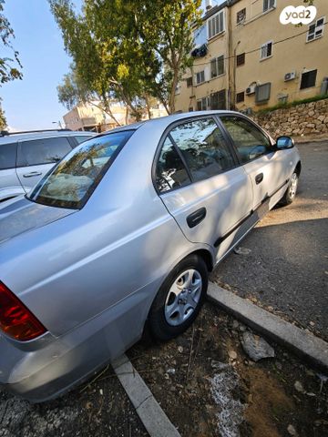 יונדאי אקסנט i25