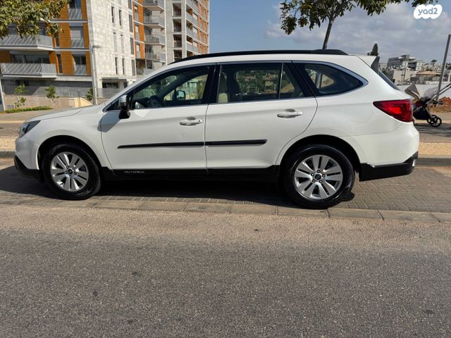 סובארו אאוטבק