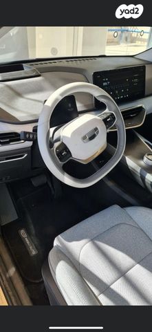 ג׳ילי Geometry C