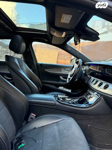 מודעת רכב מרצדס-בנץ E-class