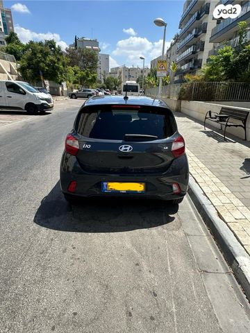יונדאי i10