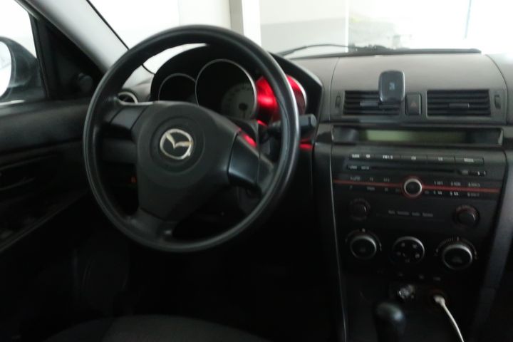 מודעת רכב מאזדה 3