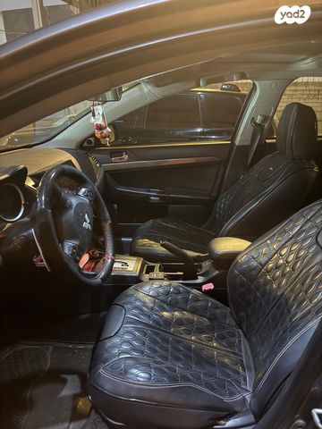 מיצובישי לנסר